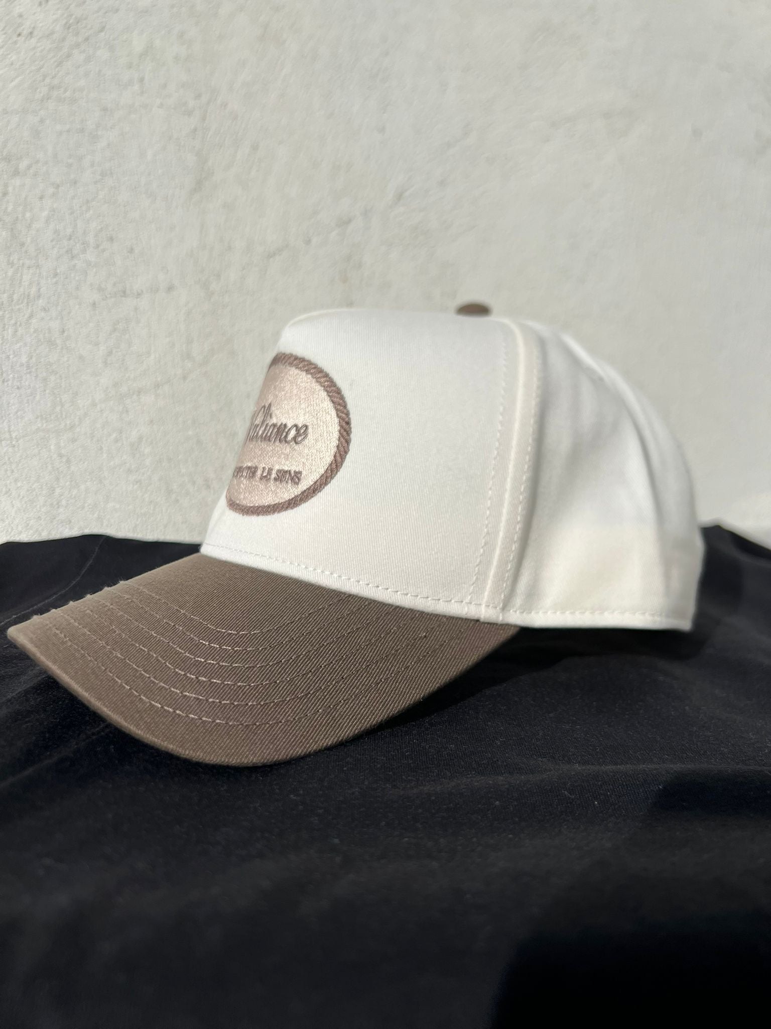 Champagne Cap