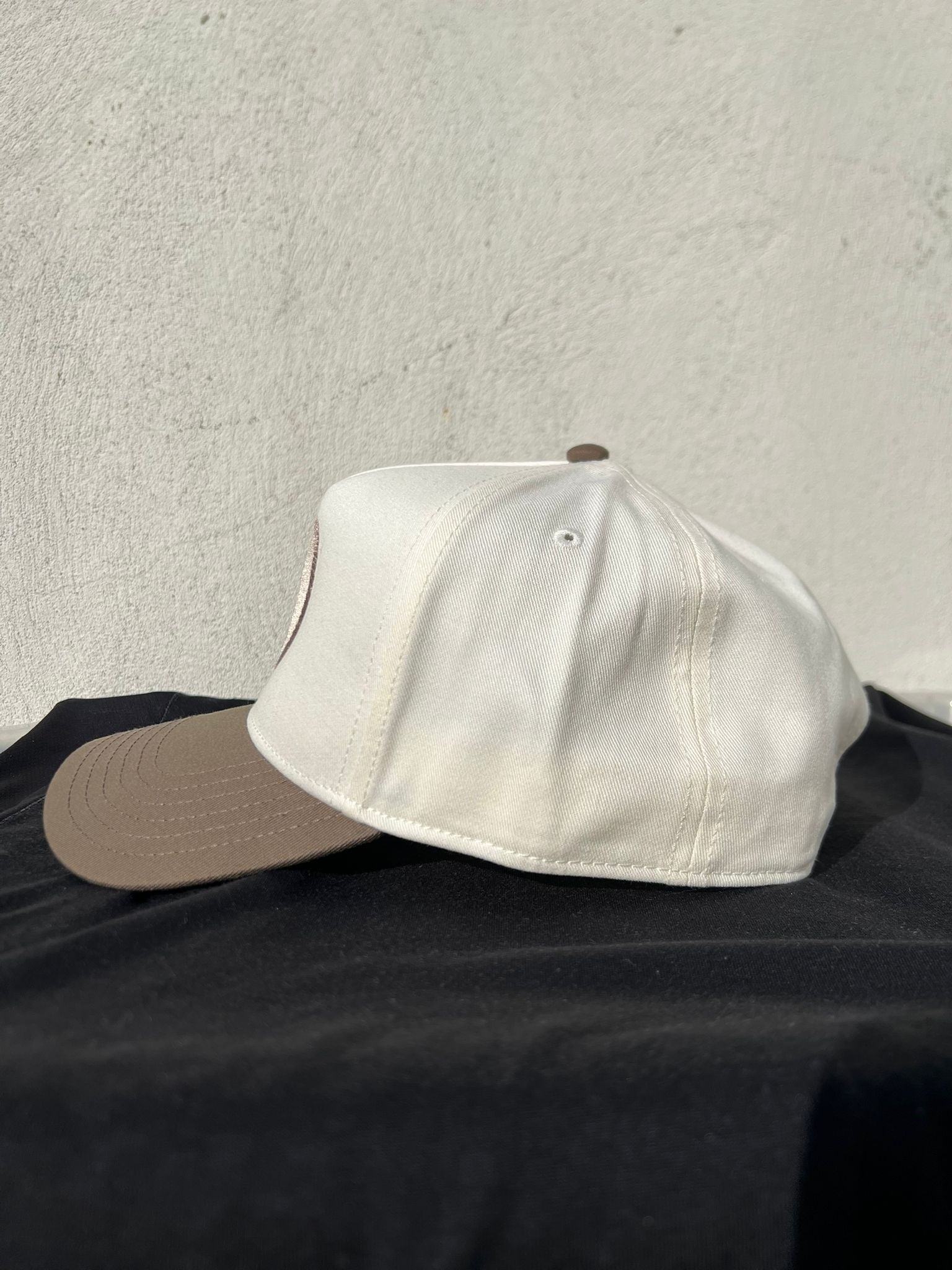 Champagne Cap