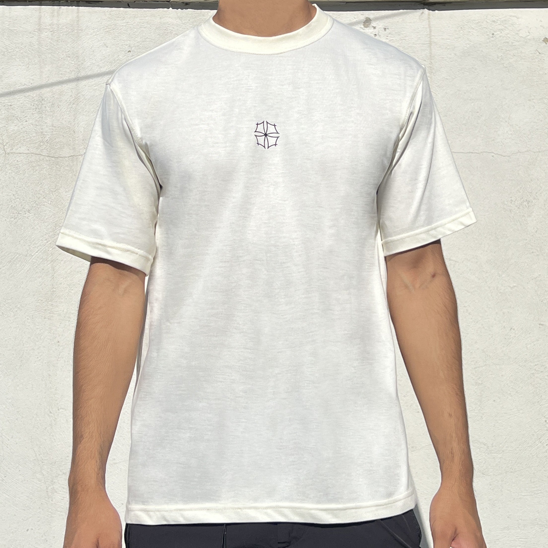 Aura Tee